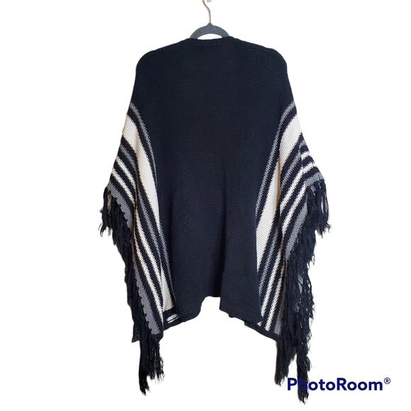 Black + White Striped  Open Front Fringe Poncho Cardigan M/L Boho Fall Layering - Picture 4 of 15